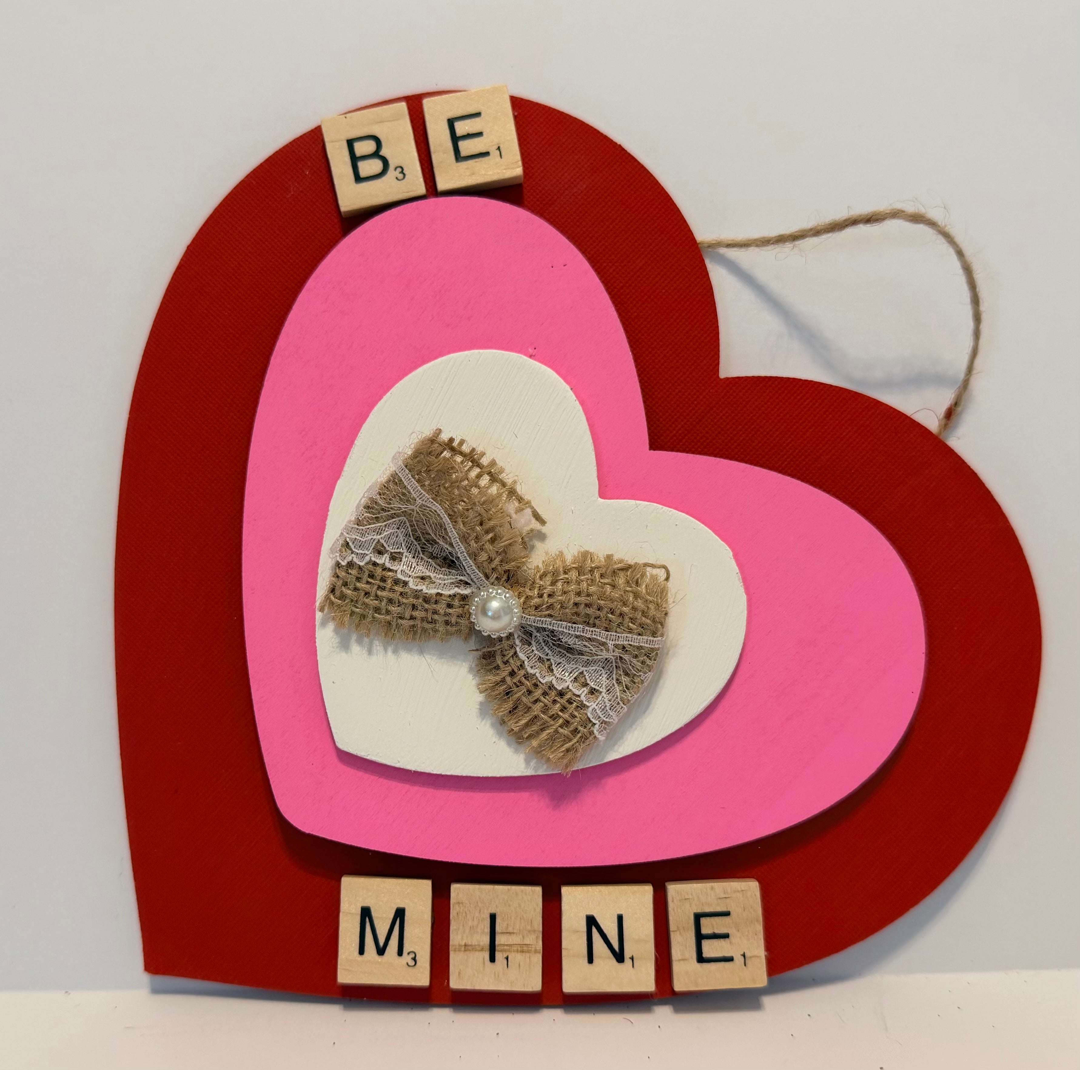 Valentine Be Mine sign
