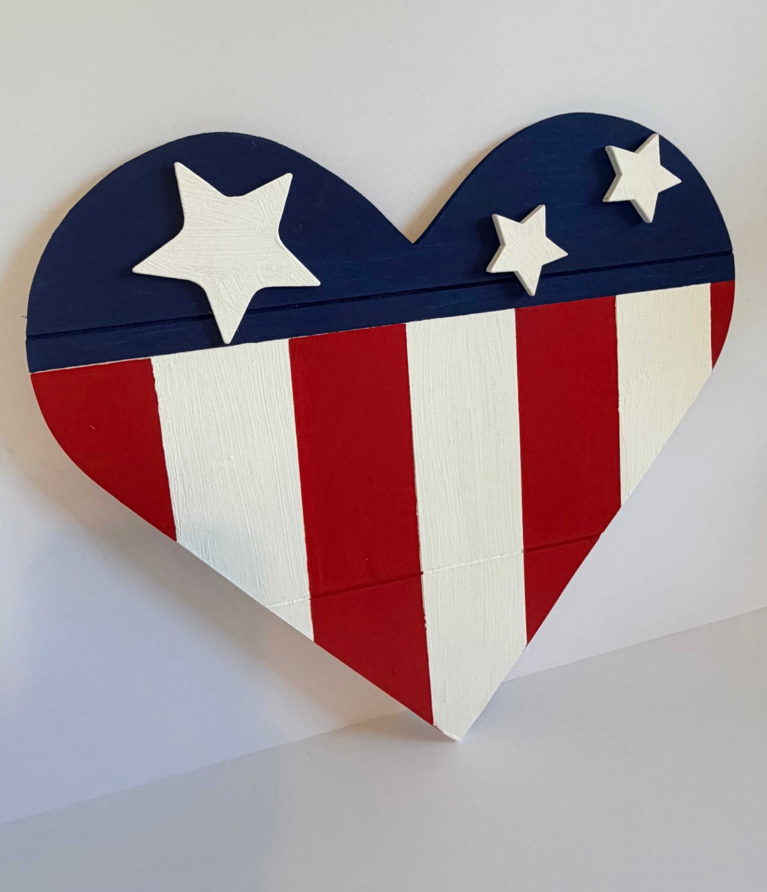 Wood patriotic heart